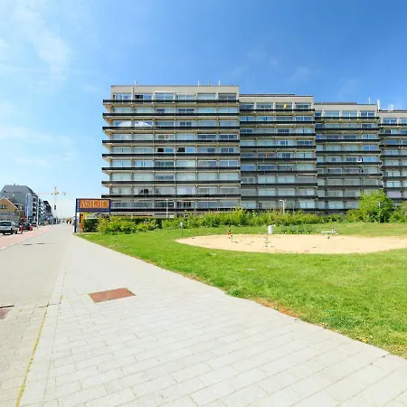 Astrid 702 With Parking By Interhome Apartman